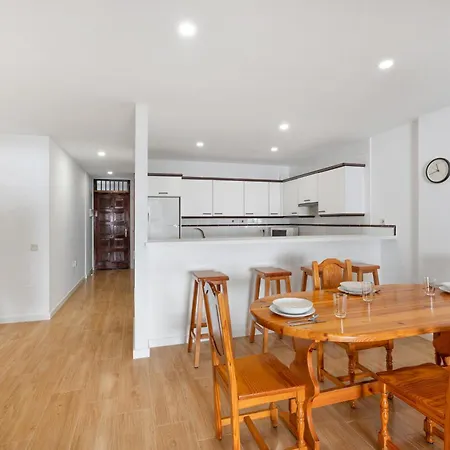 Apto Tomasol Playa Apartment *