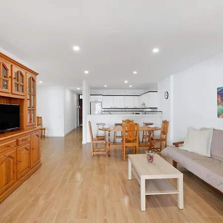 Apto Tomasol Playa Apartment *