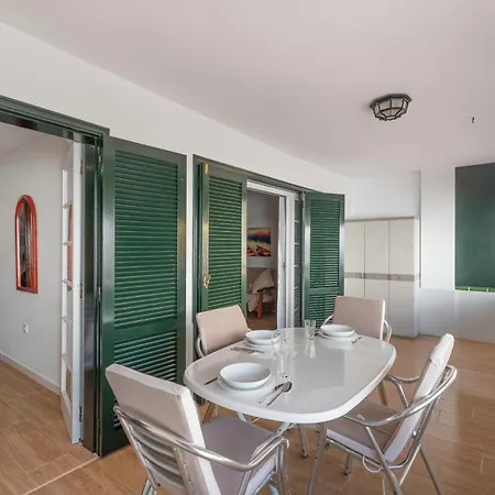 Apto Tomasol Playa ארונה