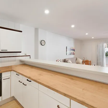 Apto Tomasol Playa Apartment *